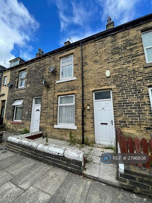 2 bedroom house in Brassey Terrace, Bradford, BD4 (2 bed) (#2796808)
