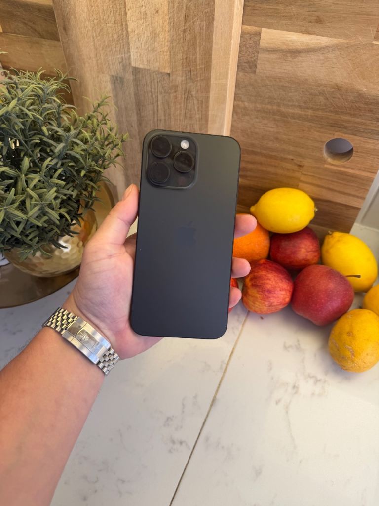 iPhone 15 Pro Max 256gb Black Unlocked