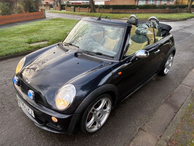 Mini Cooper Convertible 1.6 Petrol - Lots History - MOT’d - Clean car 3 owners 