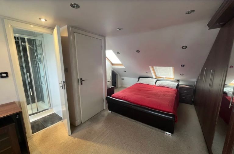 1 room to rent in Hounslow TW4 