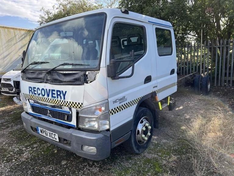 Mitsubishi Fuso Canter 3.0 4P10 ENGINE GEARBOX  SPARES OR REPAIR