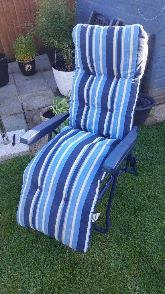 Pair of Garden Recliner Longer Chairs