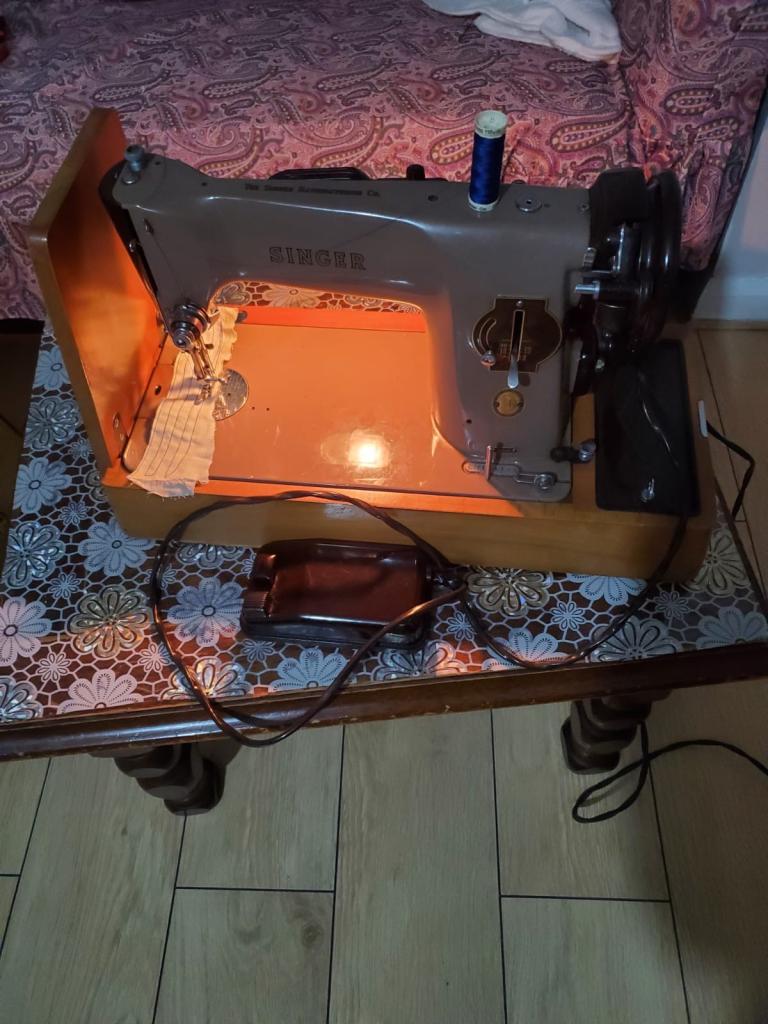 Singer sewing machine