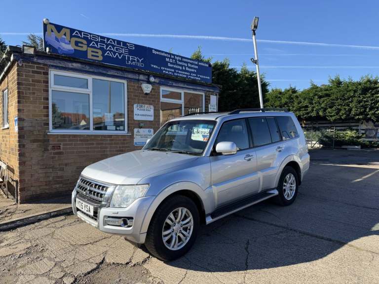 2015 Mitsubishi Shogun 3.2 DI-DC [197] SG3 5dr Auto ESTATE DIESEL Automatic