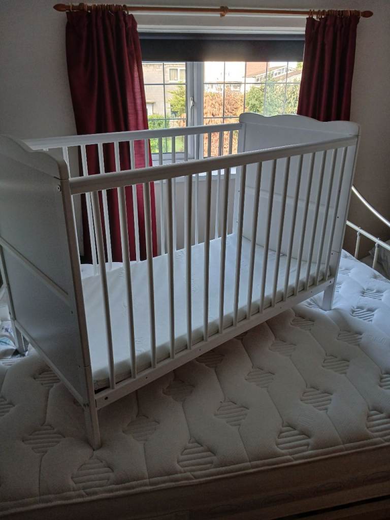 White Wooden Cot Bed for Baby – Good Condition