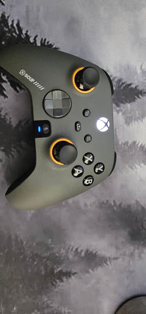 Xbox Series X Console with Controller and Headset – Good Condition
