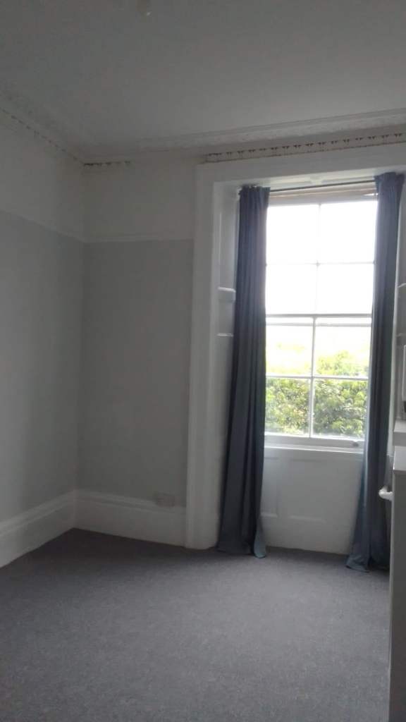 Clifton Redland Large studio/bedsit own  kitchen shared shower £745pm