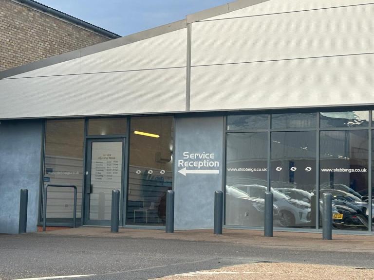 2025 Land Rover Defender 90 3.0 D350 MHEV X-Dynamic HSE Hard Top SUV Auto 4WD SWB Euro 6 (s/s) 3d...