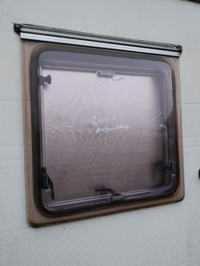 2002 avondale caravan kitchen window 
