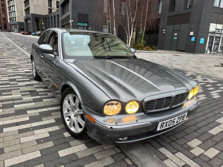 2005 JAGUAR XJ SERIES XJ6 3.0 V6 PETROL AUTO SALOON 4dr GREY + LOW MILES