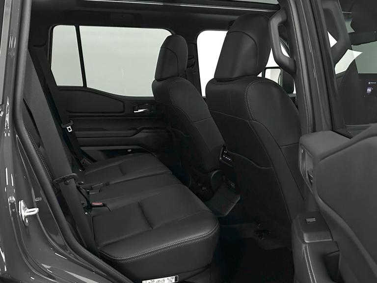 2025 Toyota Land Cruiser Invincible 2.8 D-4D Auto (LWB) ( 204 bhp ) Station Wagon Diesel Automatic