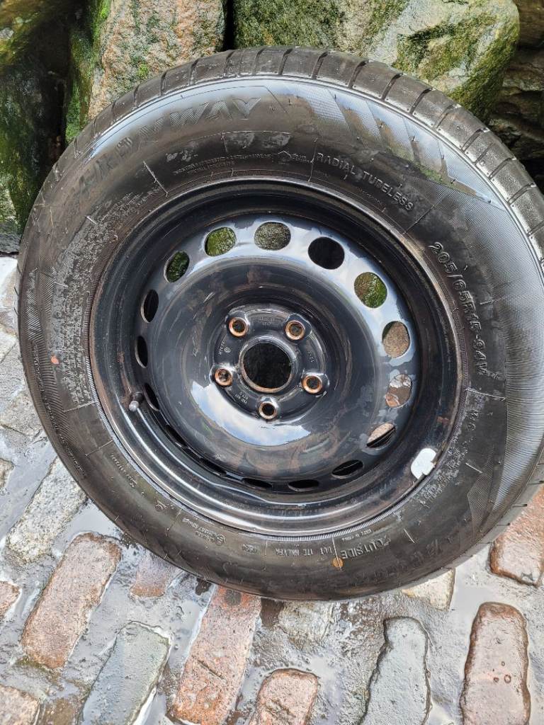 Realy good spare wheel for VwT4 / caddy van 205 65 16 tyre size 