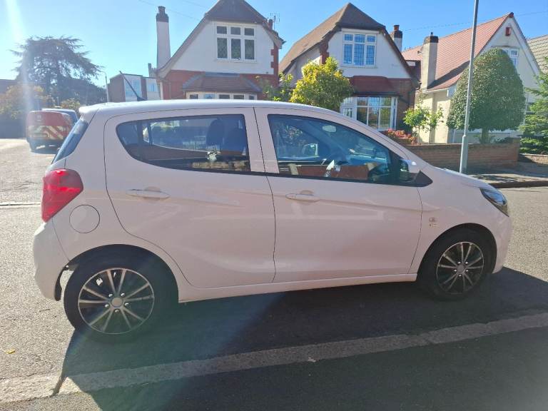 Vauxhall, VIVA, Hatchback, 2016, Manual, 999 (cc), 5 doors