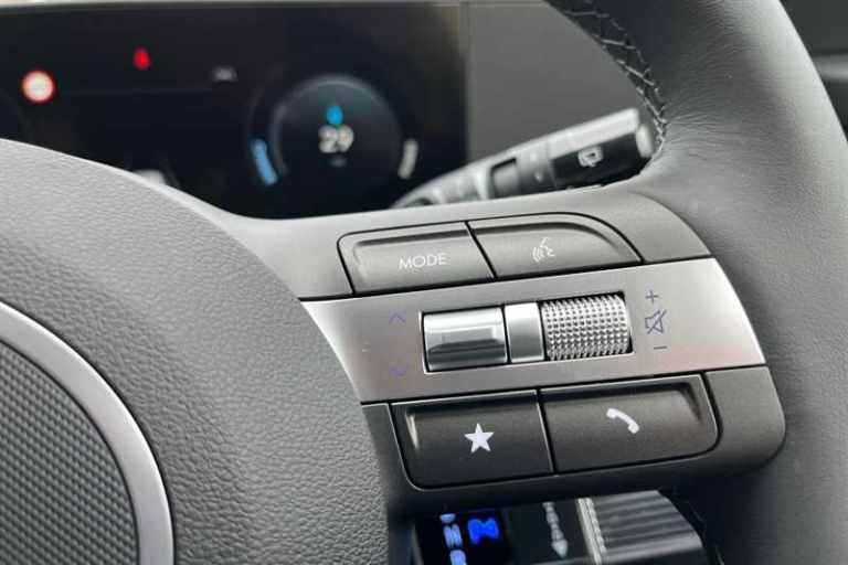 2024 Hyundai KONA 115kW Advance 48kWh 5dr Auto HATCHBACK ELECTRIC Automatic