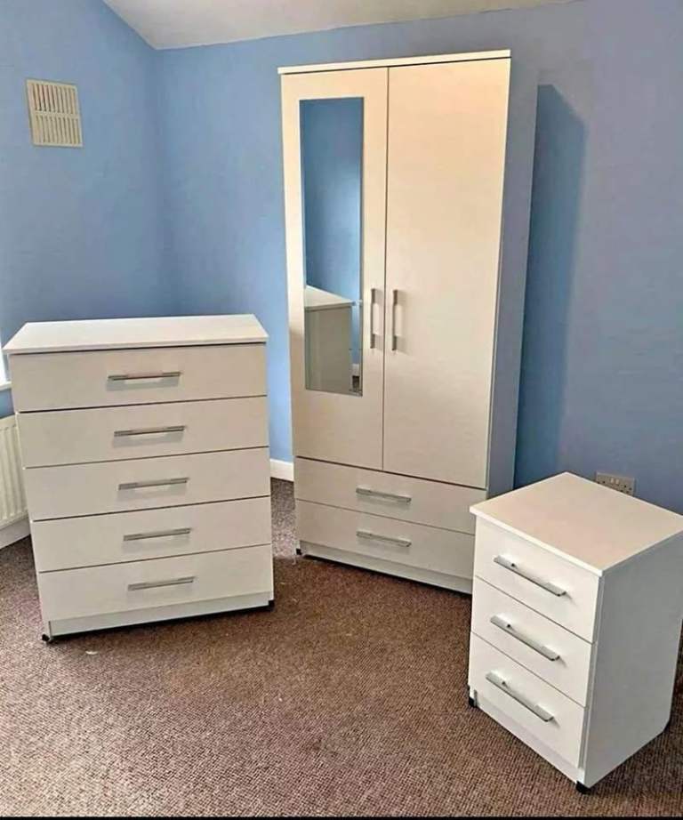 🎉Clearance Sale🎉Brand New Fully Assembled Folding Door Wardrobes & Bedroom Sets