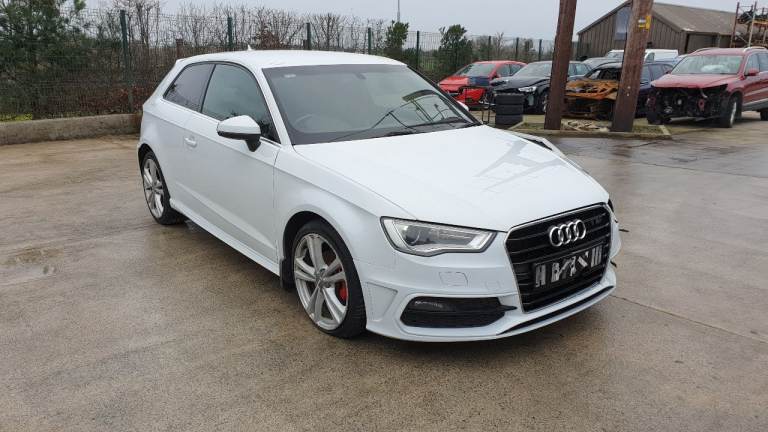 **For parts** Audi A3 S-Line, 2.0 diesel 6 speed (2013).