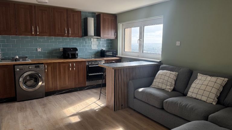 3 Bedroom Flat in City Centre