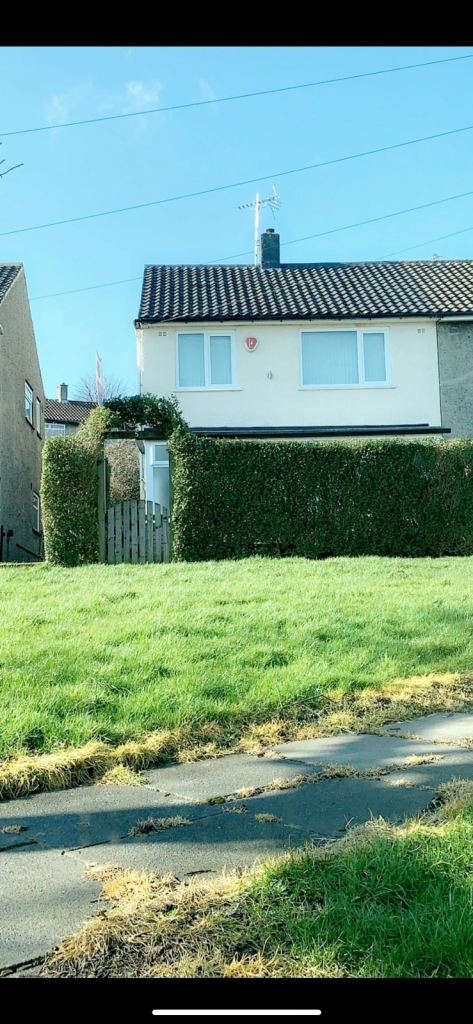 3 Bedroom Semi Detached House For Rent in BD12