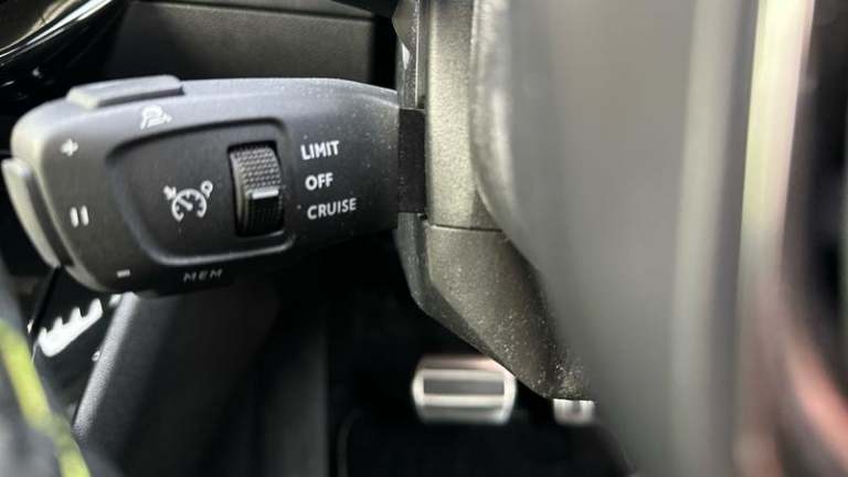 2022 Peugeot 2008 1.2 PureTech 130 GT Premium 5dr EAT8 HATCHBACK PETROL Automatic