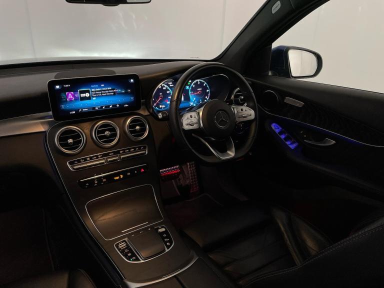 2020 Mercedes-Benz GLC 2.0 GLC300d AMG Line (Premium) SUV 5dr Diesel G-Tronic+ 4MATIC Euro 6 (s/s...
