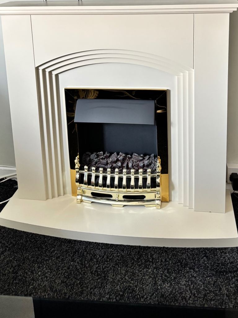 Electric fireplace