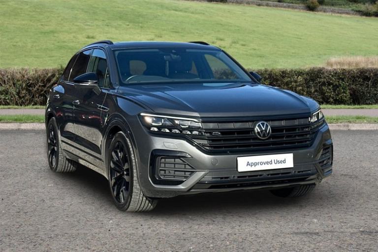 VOLKSWAGEN TOUAREG 3.0 V6 TDI 4Motion Black Edition 5dr Tip Auto
