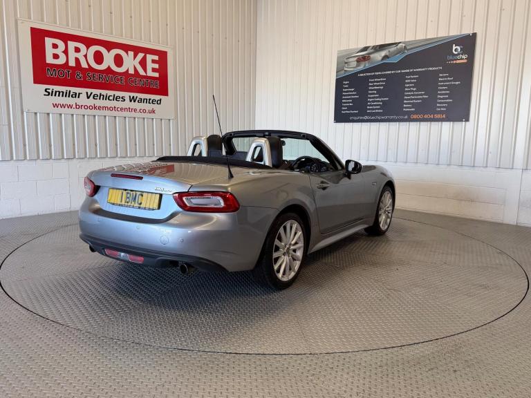 2018 Fiat 124 Spider 1.4 MultiAir Lusso Euro 6 2dr CONVERTIBLE Petrol Manual