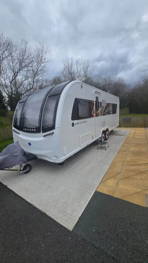 Bailey unicorn pamplona 