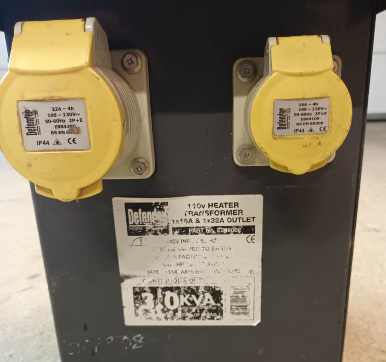 3kVa Heavy Duty Defender Transformer - 240v to 110v - in very good condition