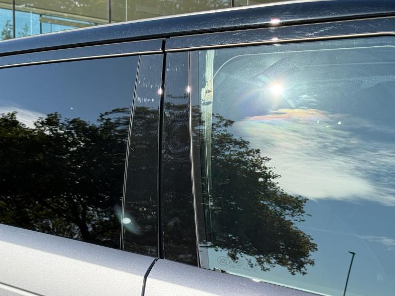 2024 Land Rover Range Rover Sport 3.0 D300 MHEV Dynamic SE SUV 5dr Diesel Auto 4WD Euro 6 (s/s) (...