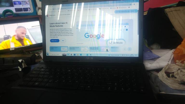 Asus laptop work games internet study school admin files storage