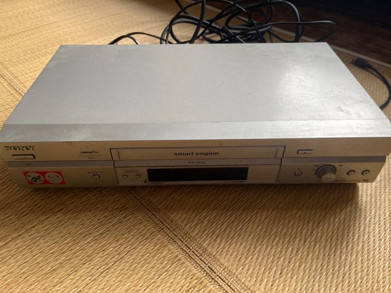 DVD player 