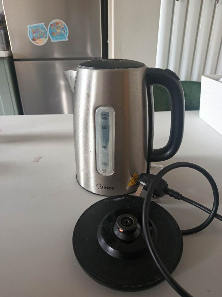 Midea Stainless Steel Electric Kettle with Base