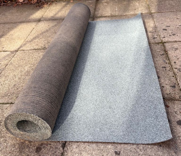 Shed roof felt