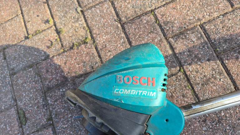 Bosch Combitrim Grass Trimmer – Good Condition