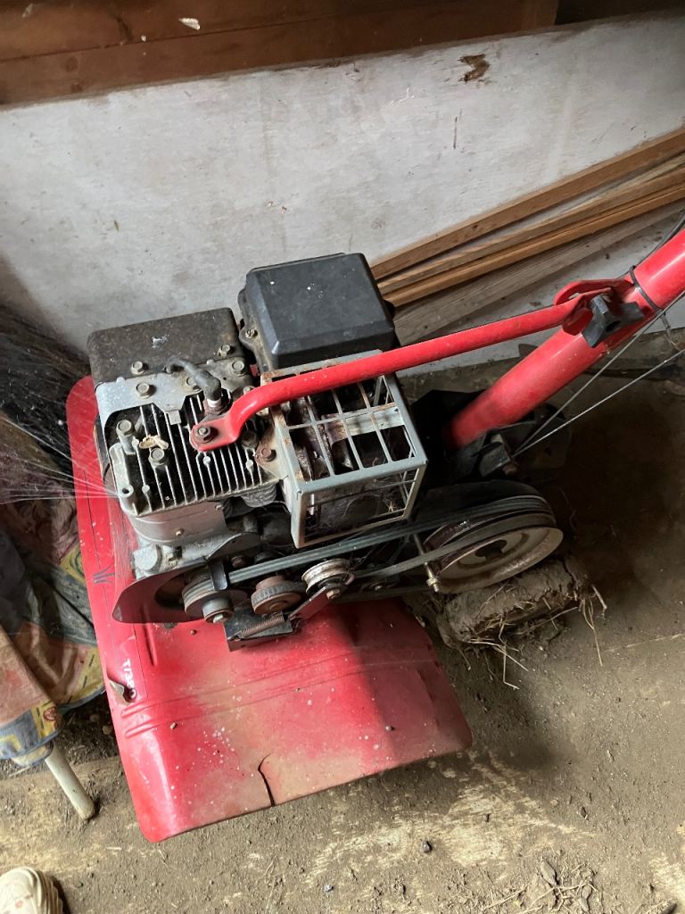Red T/380 Rotavator with Reverse – Fair Condition