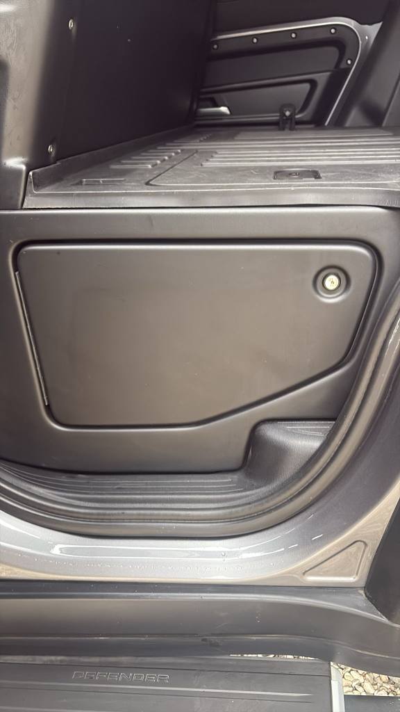 LAND ROVER DEFENDER 3.0 D250 MHEV SE 2021