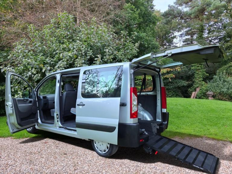 2013 Peugeot Expert Tepee 2.0 HDi Four Seater Wheelchair Accessible Vehicle  Wheelchair Accessibl...