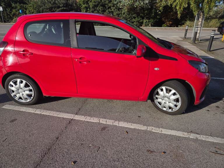 Peugeot, 108, Hatchback, 2017, Manual, 998 (cc), 5 doors