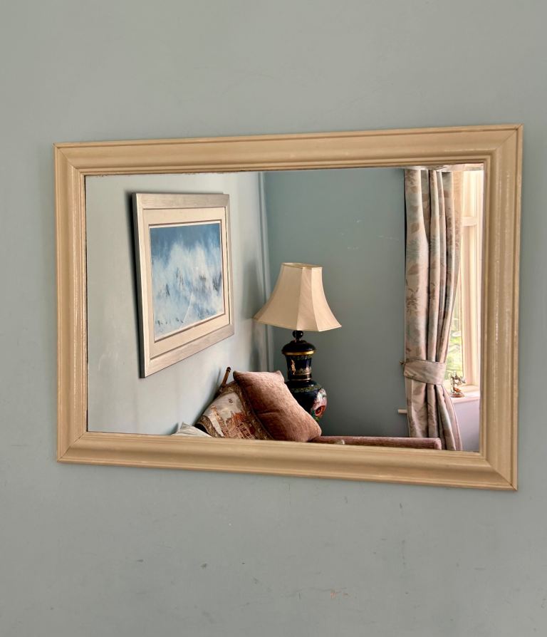 Vintage Wooden Painted Antique White Mirror  H24in/61cm W34.5in/88cm Good condition  NO OFFERS  D252