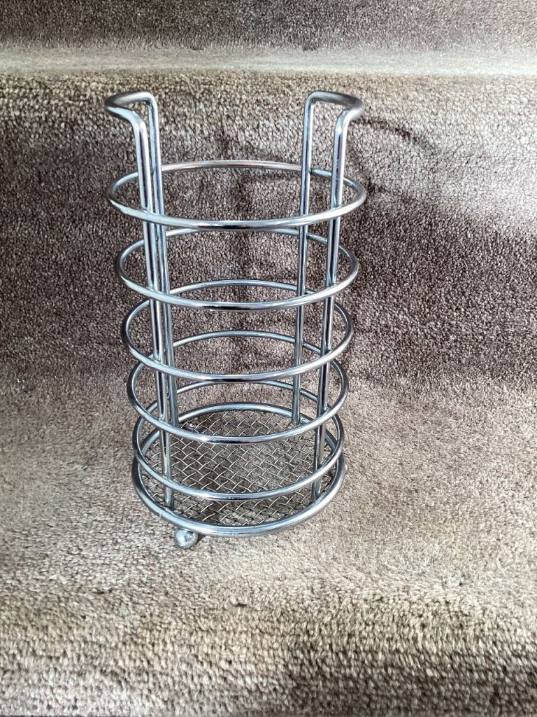 Cutlery/utensil  caddy 8” tall £3
