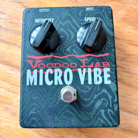 Voodoo Lab Micro Vibe Guitar Pedal – Good Condition, £110.00 for Sale