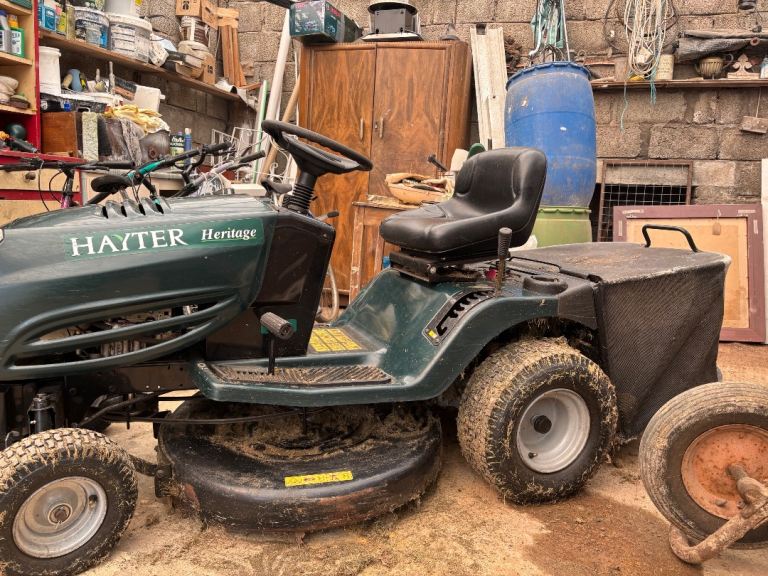 Hayter Heritage 13/30 Ride-On Lawn Mower 