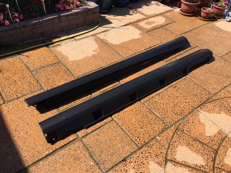 2011 - 2015 Ford Focus mk3 Side Skirts.