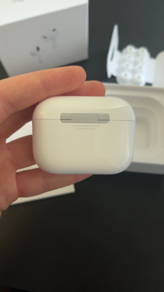 Apple AirPods Pro 3 - As Good As New, White
