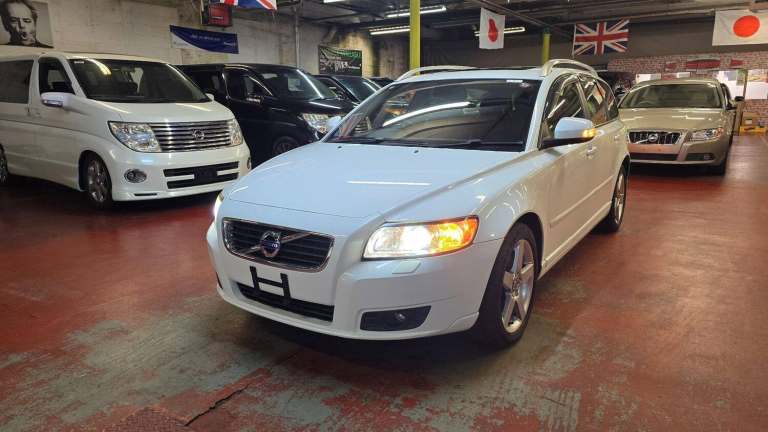 2026 Volvo V50 SE Automatic Ulez Free low mileage PETROL Automatic