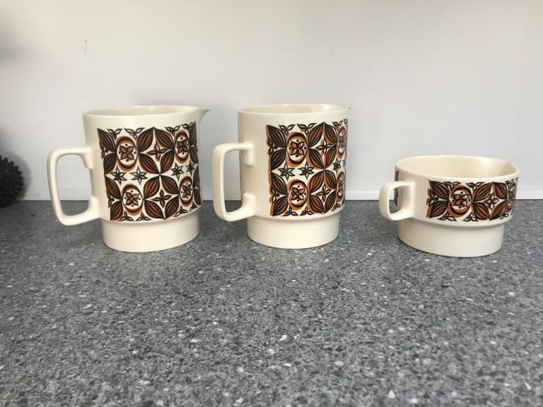 Vintage Hornsey pottery 