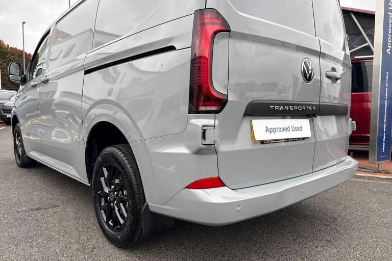 2025 Volkswagen Transporter 2.0 TDI 110 Commerce Pro Van-2 Seats Van DIESEL Manual