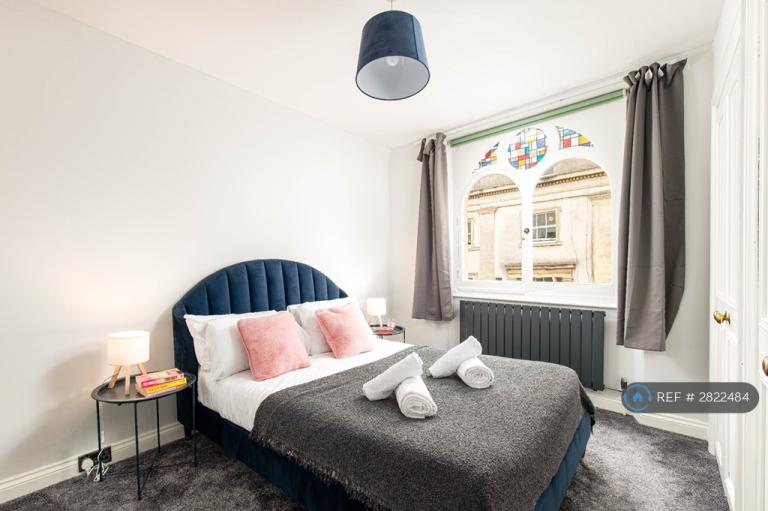 2 bedroom flat in Dover Place, Bristol, BS8 (2 bed) (#2822484)