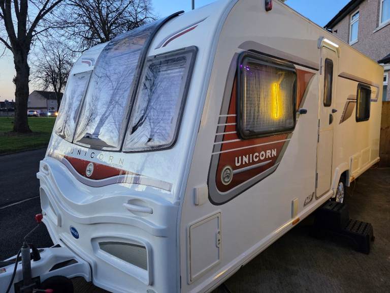 2014 Bailey Unicorn 4 Cadiz II  4 berth Truma mover  390 awning  fully loaded 